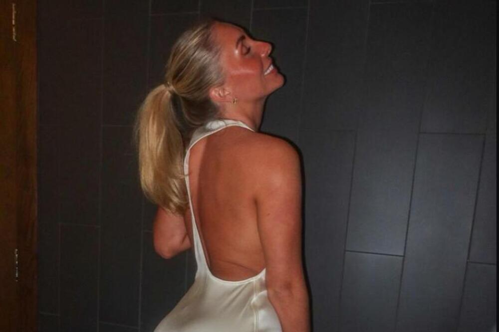 OnlyFans zvezda bila intimna sa brdom muškaraca, a sada IMA BIZARAN PLAN: "Trudna poziva fanove da joj rade ovo"!