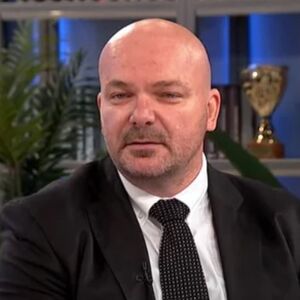 PUKOVNIK MILOVIĆ OTKRIO KO STOJI IZA MASOVNIH PALJENA U BEOGRADU! Nisu nikakvi KLINCI - ozbiljan PROBLEM ZA NAROD