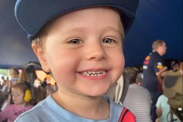 Mislili su da ima tremu zbog škole, a onda su ga odveli u bolnicu: Kad su otkrili o čemu je reč, lekar se rasplakao