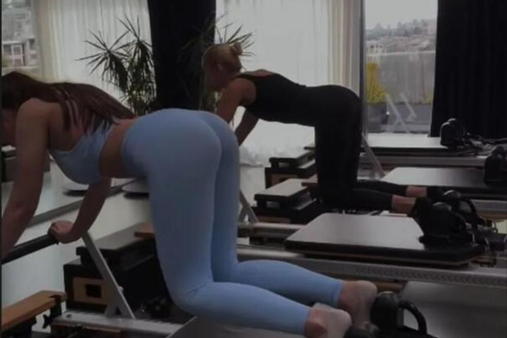 ČIJA GUZA JE BOLJA MAMINA ILI ĆERKINA? Navukle HELANKE, pa se utrkivale u ISTEZANJU - muškarci na izdisaju