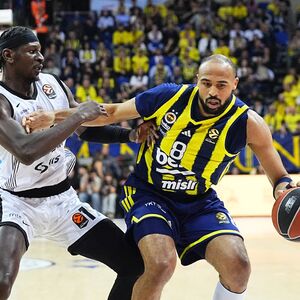 Hrabri Partizan pao posle drame u Istanbulu: Crno-beli pružili snažan otpor lideru Evrolige!