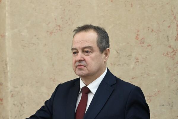 ŠTA JE ŠEĆERNA BOLEST KOJU GODINAMA IMA IVICA DAČIĆ? Dovodi do OŠTEĆENJA TKIVA i ORGANA, jedno je ključno