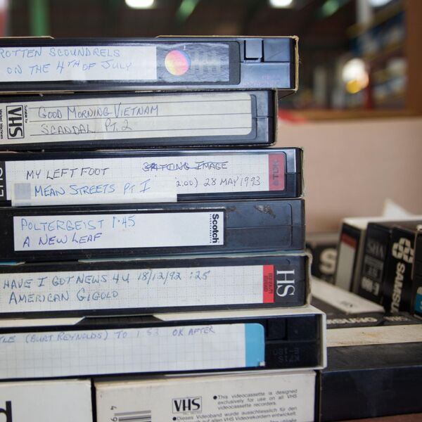 MOŽETE BAŠ DA ZARADITE AKO STE IH KUPOVALI KAO LUDI! Srbi, pogledajte da li imate neki primerak kaseta sa SPISKA