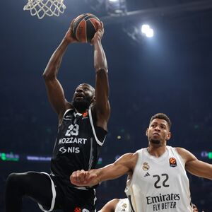 Stigla potvrda: Sudije žestoko pokrale Partizan protiv Reala!