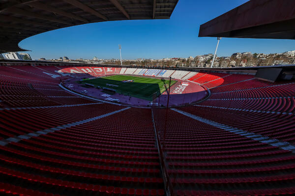 Kakav gest navijača Lila: Obradovali čitavu Srbiju! (FOTO)