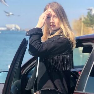 Medicinska sestra Aleksandra (23) umrla na praksi u privatnoj klinici: Požalila na ovu stvar pa odmah izdahnula!