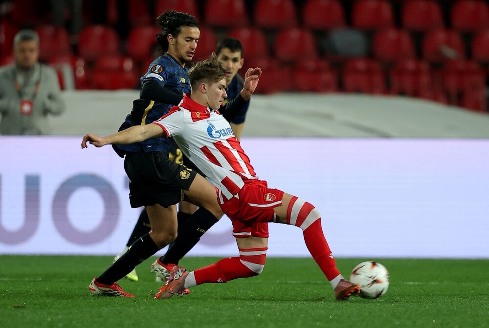 Vasilije Kostov na utakmici Crvene zvezde i Lila u revanšu osmine finala Lige Evrope u sezoni 2025/26