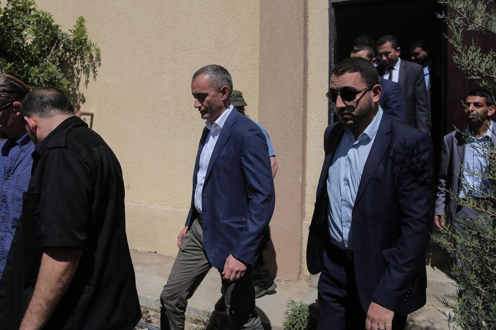 OVO JE BUGARIN POSTAVLJEN NA MESTO NA KOM JE TREBALO DA BUDE TONI BLER! Isplivali svi detalji - SVI ODREDA ZANEMELI