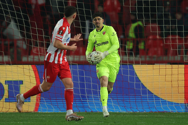 Mateus potvrdio ostanak u Crvenoj zvezdi uz navijačku pesmu!