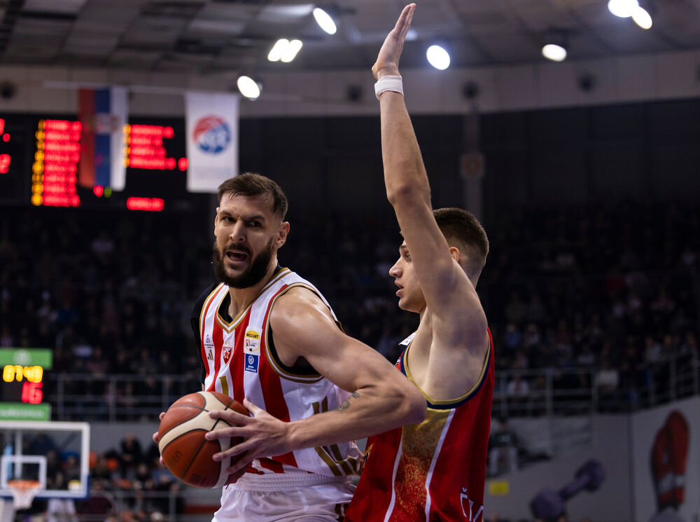 Uroš Plavšić na utakmici Crvene zvezde i čačanskog Borca u četvrtfinalu Kupa Radivoja Koraća 2026. godine