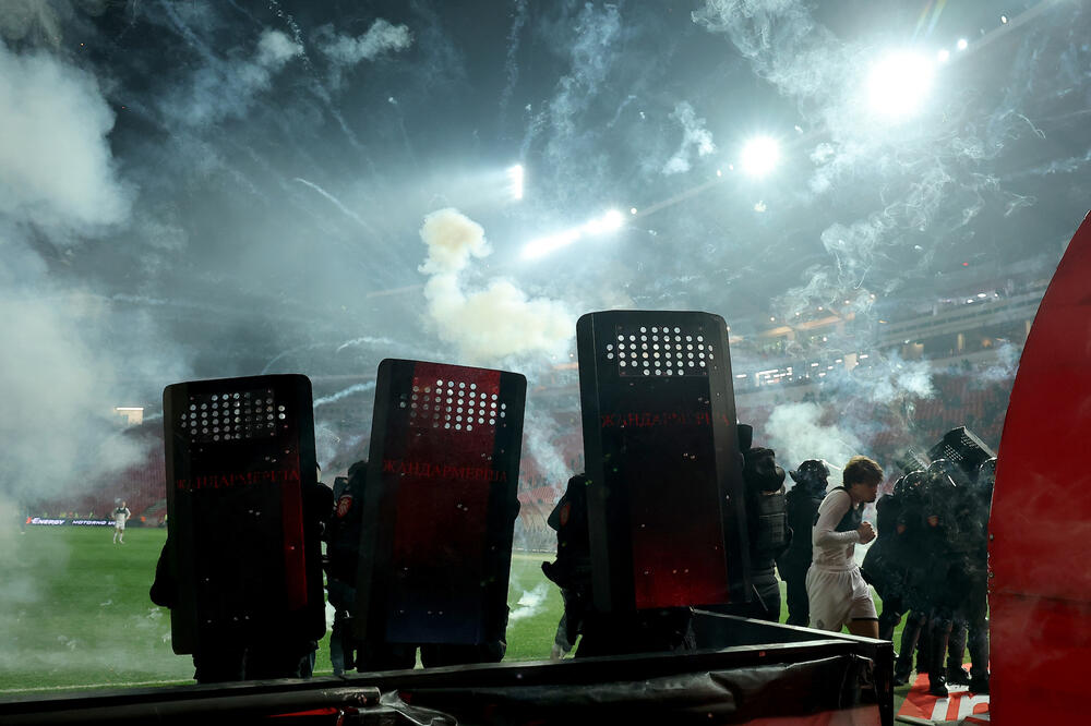 Pokrenut postupak protiv Crvene zvezde i Partizana! (Video)