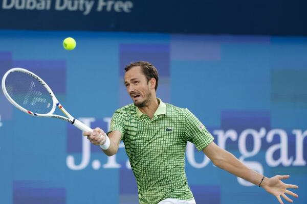 Danil Medvedev posle 22 titule konačno osvojio jednu u istom gradu (Foto)