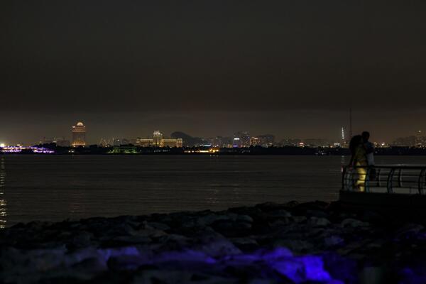 PAKAO! Dron pogodio aerodrom u Dubaiju: Naređena evakuacija putnika, ima povređenih!