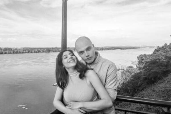 "KAD MI JE OLJA SAOPŠTILA DOŽIVEO SAM ŠOK": Evo šta se desilo sa glumačkim parom PRE RAZVODA! Pomenuo i ćerku