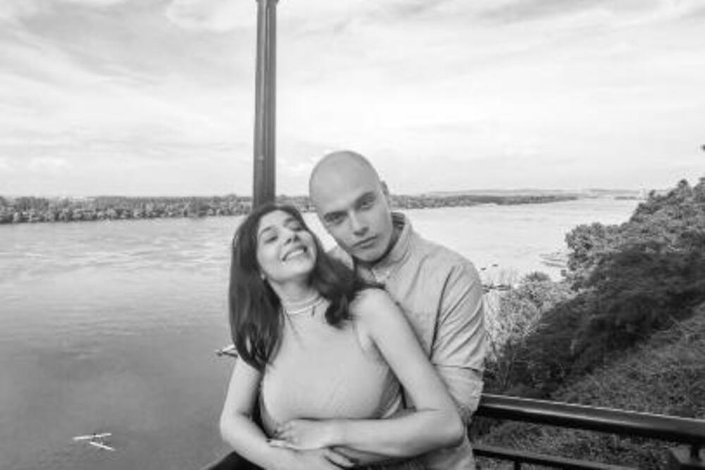 "KAD MI JE OLJA SAOPŠTILA DOŽIVEO SAM ŠOK": Evo šta se desilo sa glumačkim parom PRE RAZVODA! Pomenuo i ćerku