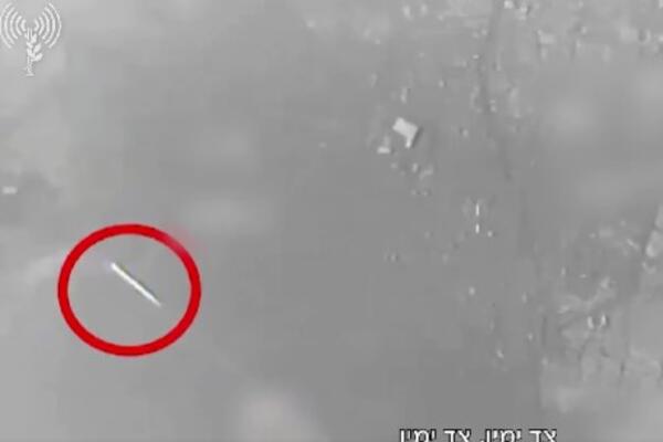 IZRAELSKI AVION "ZA DLAKU" IZBEGAO RAZARANJE: Iranska raketa proletela pored njega, pogledajte! (VIDEO)