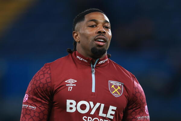 Vest Hem zabranio Traoreu da diže tegove! Nabio se i nabildovao, pogledajte kako vežba u teretani (VIDEO)