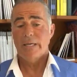 NAJBOGATIJI TRGOVAC DIJAMANATA UMRO TOKOM OPERACIJE UVEĆANJA MUŠKOSTI! Milijadera KOMPLEKSI KOŠTALI ŽIVOTA!