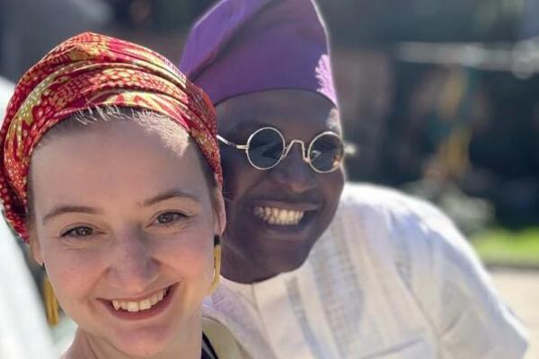 LEONA SE UDALA ZA NIGERIJCA I SA NJIM DOBILA TROJE DECE! Svekrva ostala ZATEČENA kad je VIDELA ŠTA NJEN SIN MORA...