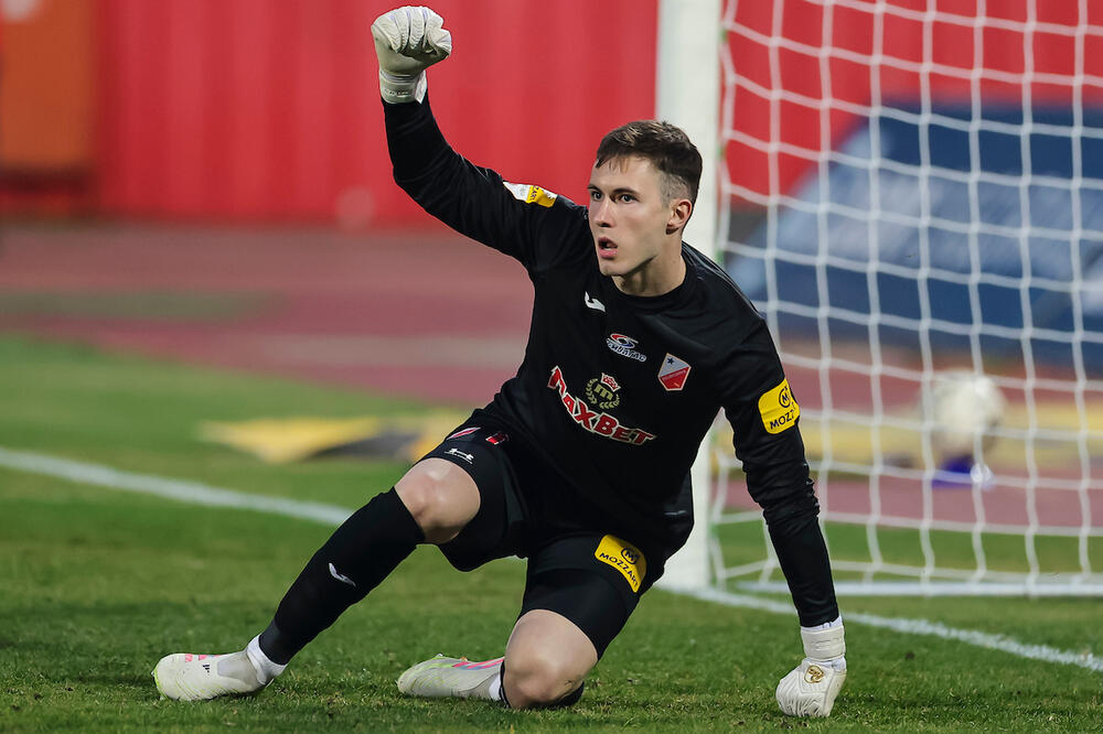 Matija Gočmanac odbranio SVA ČETIRI penala i odveo Vojvodinu u polufinale Kupa Srbije (Video)