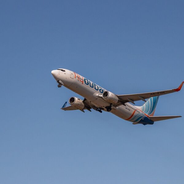 Još jedan avion iz Dubaija sleteo u Beograd! Let kasnio više od 2 sata zbog "haosa na nebu"