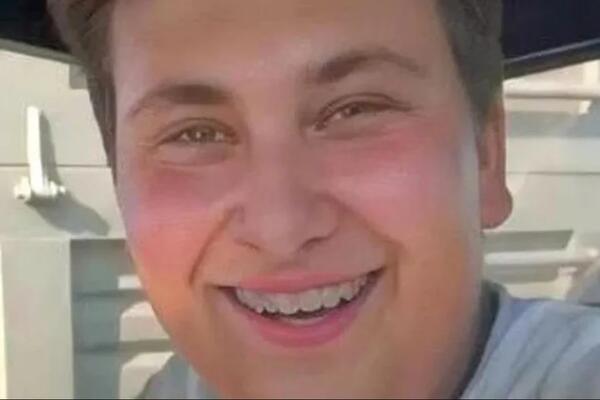 Strašna smrt tinejdžera na praksi - mašina ga ubila na mestu! Bahati vlasnik firme uradio nešto skandalozno, horor