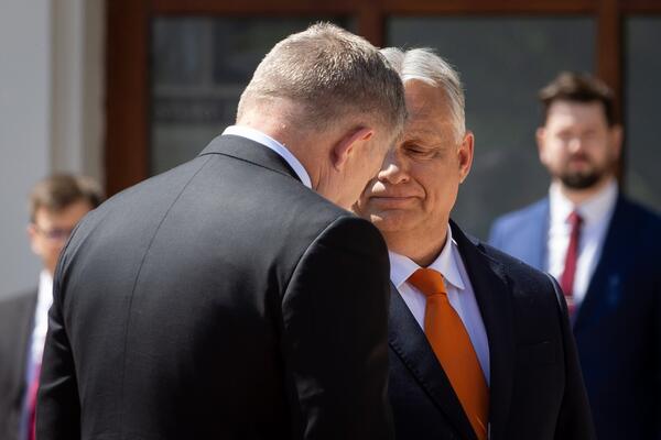 "NIŠTA MU NE VERUJEM, NI U TO DA MU JE NOS MEĐU OČIMA" Sevaju varnice između moćnika, OPASNO SE ZAHUKTAVA!