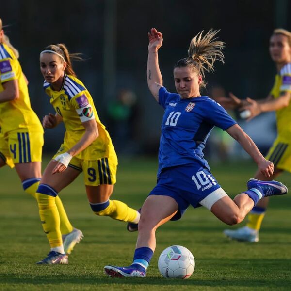 Fudbalerke Srbije osvojile veliki bod protiv Šveđanki!