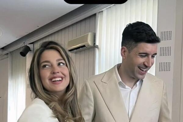 RASKINULA SA PETROM STRUGAROM PA SE UDALA ZA HIRURGA: Evo ko je muž glumice Nine Nešković (FOTO)