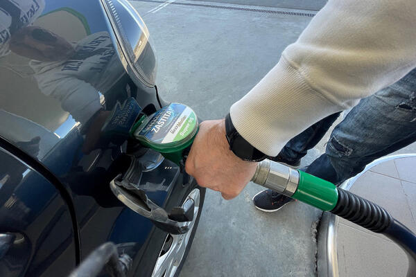 Zašto dizel poskupljuje brže od benzina? Odgovor će vas itekako iznenaditi