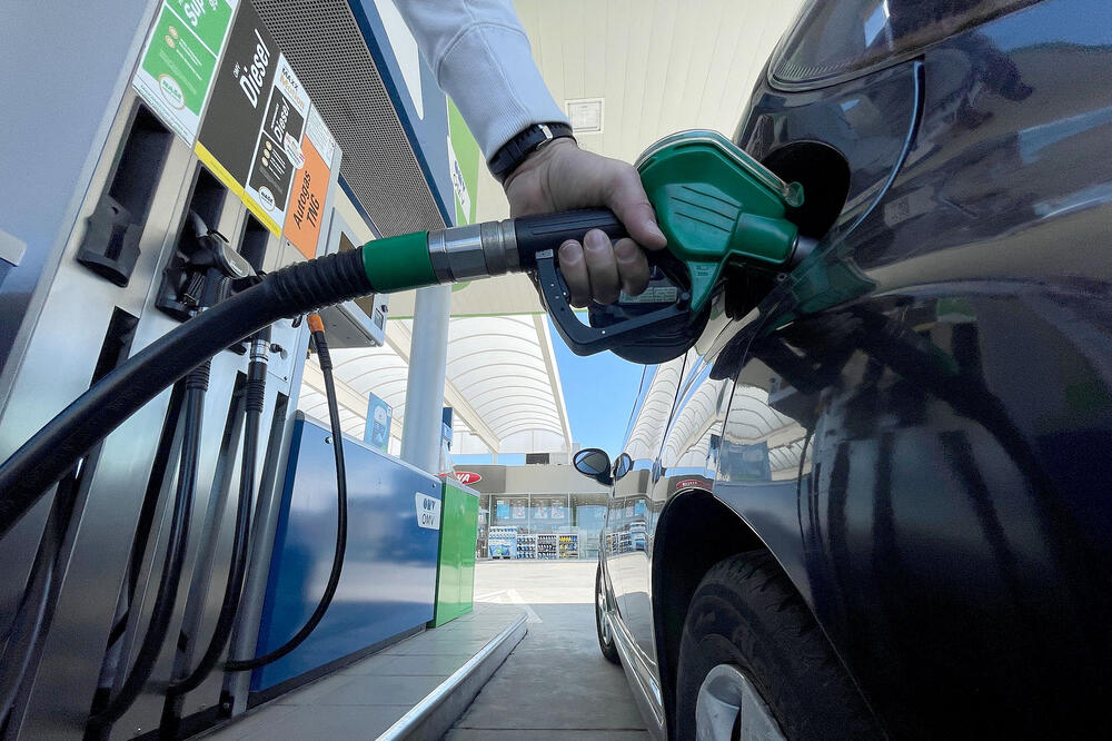 Zašto je na srpskim pumpama dizel poskupeo više nego benzin? Razlog će vas zapanjiti!