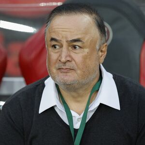 Tragedija: Poznati fudbalski trener umro na aerodromu