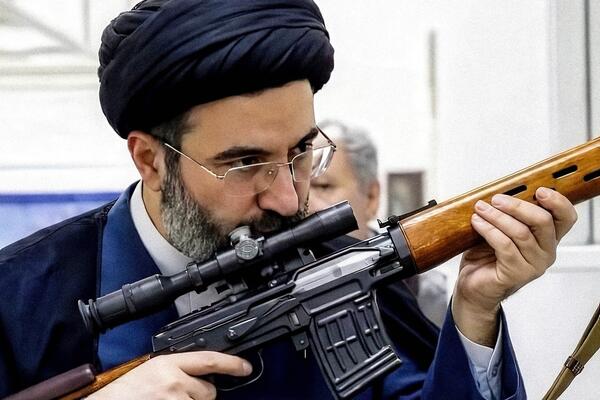 IZ OKRILJA SENKE GOMILAO IMOVINU ŠIROM SVETA! Isplivale šokantne informacije o NOVOM AJATOLAHU - raskrinkan je!