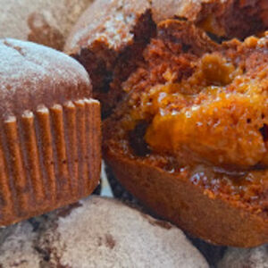 POSNA MIRISNA ČAROLIJA: Mekani mafini koji se tope u ustima, 2 tajna sastojka čuda čine, svi će vam tražiti recept