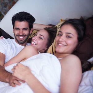 INTIMNA DRAMA SA KURSADŽIJOM! Trojka sa dečkom i njegovom ljubavnicom donela AGONIJU - devijant samo ORGIJAO pa...