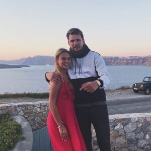 NEĆE DOBITI NI DINAR! Isplivali detalji posle raskida Luke Dončića i njegove verenice! Od njega će dobiti samo...
