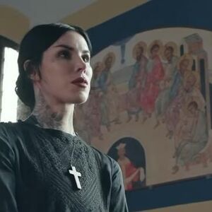 BILA ANTIVAKSERKA, VEŠTICA I OPSEDNUTA TETOVAŽAMA, A ONDA PREŠLA U PRAVOSLAVLJE! Kad vide šta sada radi zaneme