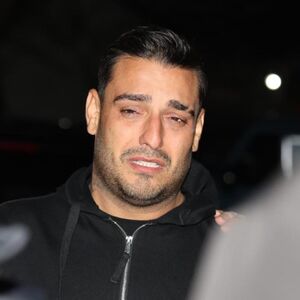 OVIM STIHOVIMA SE DARKO LAZIĆ OPROSTIO OD ROĐENOG BRATA: Njegova tuga nema granice, srce će vam pući