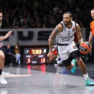 Bomba! Karlik Džons najavio ostanak u Partizanu?