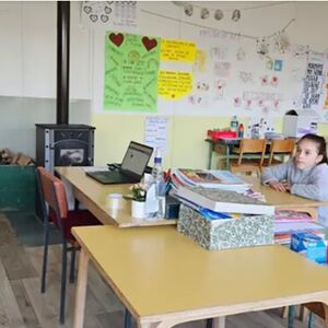 Devojčica Marija jedini je đak u ovom selu u Srbiji: Nema nijednog drugara, a evo kako provodi dane
