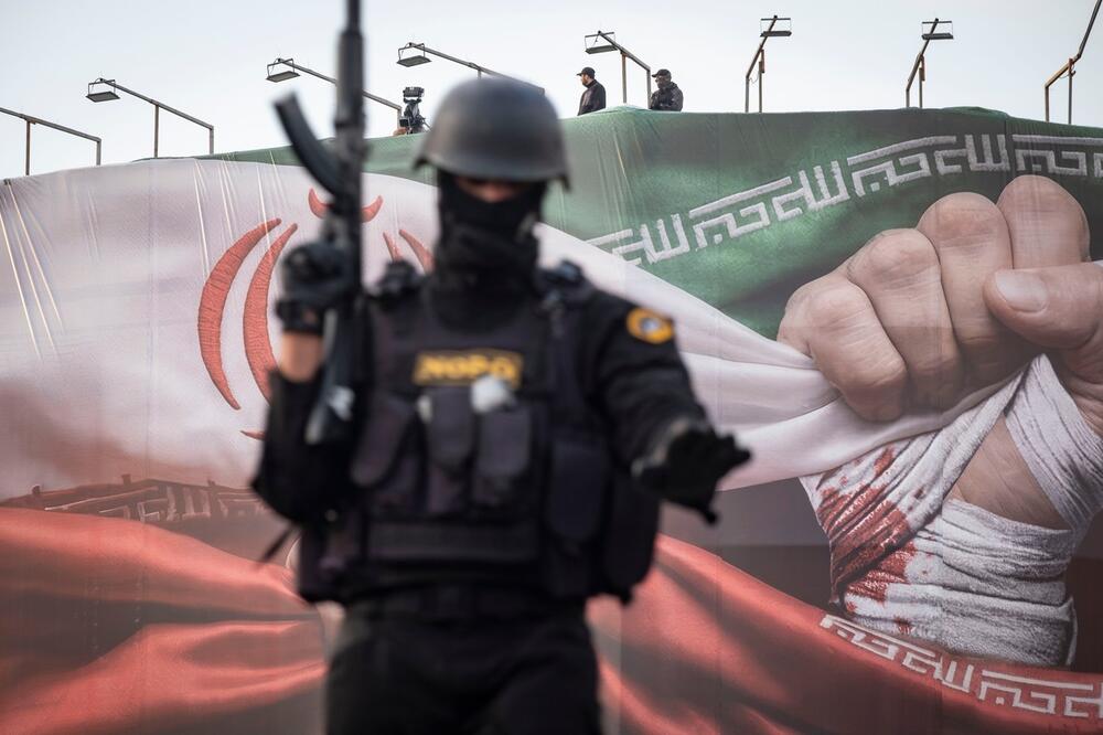 OVO JE NAJKRVOLOČNIJA SILA IRANA! Nemilosrdna jedinica seje strah i brani vrhovnog vođu "DO POSLEDNJE KAPI KRVI"!