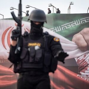 OVO JE NAJKRVOLOČNIJA SILA IRANA! Nemilosrdna jedinica seje strah i brani vrhovnog vođu "DO POSLEDNJE KAPI KRVI"!