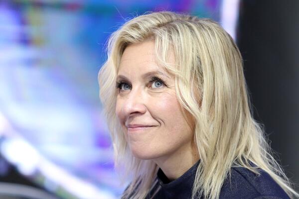 AU! Zaharova obrisala patos celim svetom, NOKAUTIRALA U JEDNOM UDARCU! Ruskinja iznela SKANDALOZNE STVARI U JAVNOST