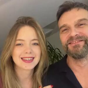 O OVOM PROFESORU (52) I STUDENTKINJI (29) BRUJI JAVNOST! Prozivaju ih zbog RAZLIKE a on je SAD ŽENI! Ovo tek šokira