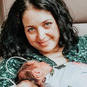 ČIM JE VIDELA ŠTA IMA U STOMAKU, DOKTORKA ODMAH ZANEMELA OD ŠOKA! Rekli joj da PREKINE trudnoću, a onda su bebe...