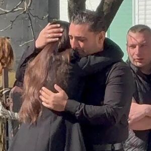 ANA SEVIĆ POLETELA U ZAGRLJAJ DARKU, ON SE SLOMIO KAD JU JE VIDEO: Potresne slike neutešnog brata!