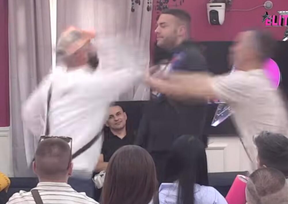 TUČA U UŽIVO PROGRAMU NA PINKU! Zavalio ga pesnicom u glavu, Mitrović dao saopštenje - STRPALI GA U ZATVOR