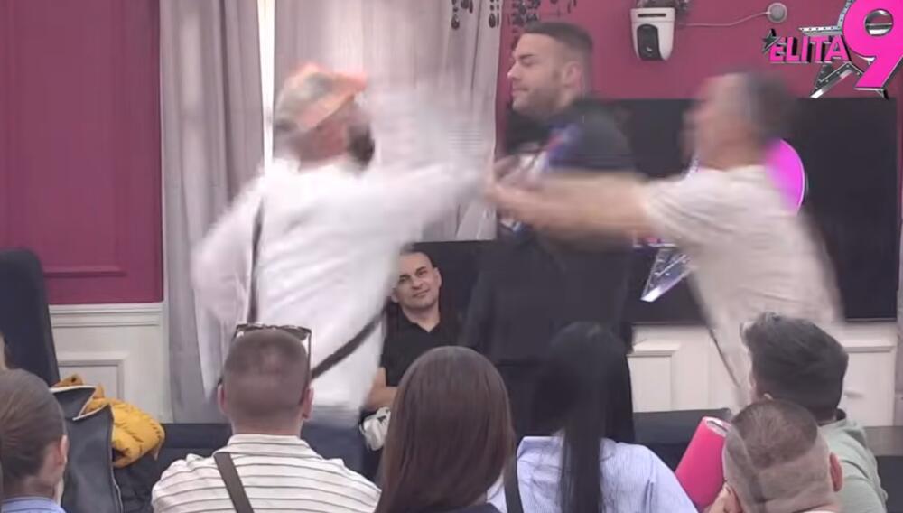 TUČA U UŽIVO PROGRAMU NA PINKU! Zavalio ga pesnicom u glavu, Mitrović dao saopštenje - STRPALI GA U ZATVOR