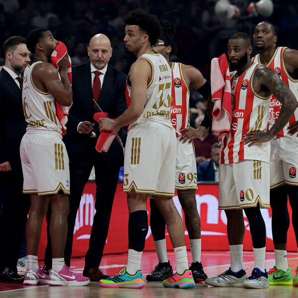 Zvezda u posebnim dresovima napada Real: Na grudima poruka na ćirilici i motiv do neba! (FOTO)