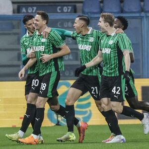 Juventus? Sasuolo? Nemanja Matić na 38. rođendan otkrio gde će igrati naredne sezone (Foto)